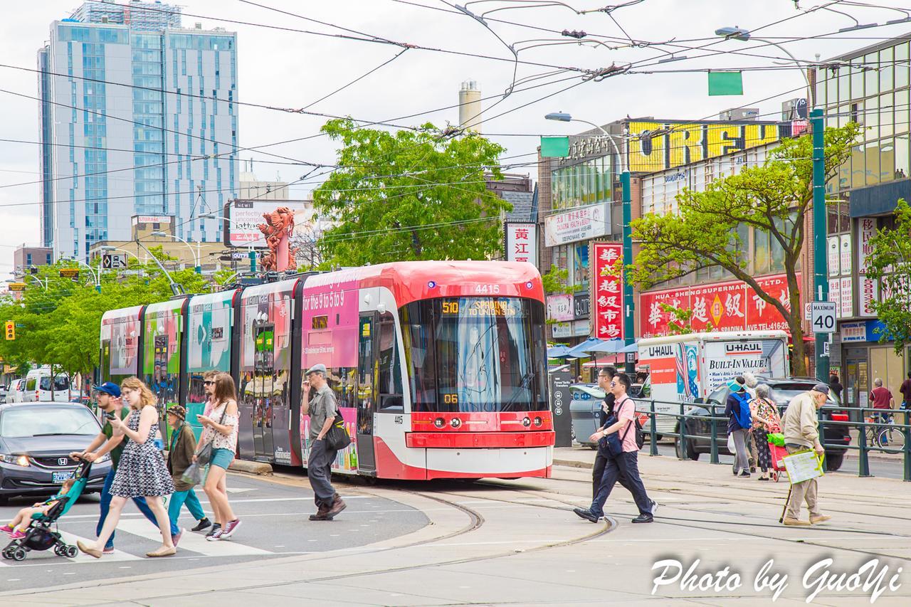 Toronto Chinatown Inn エクステリア 写真