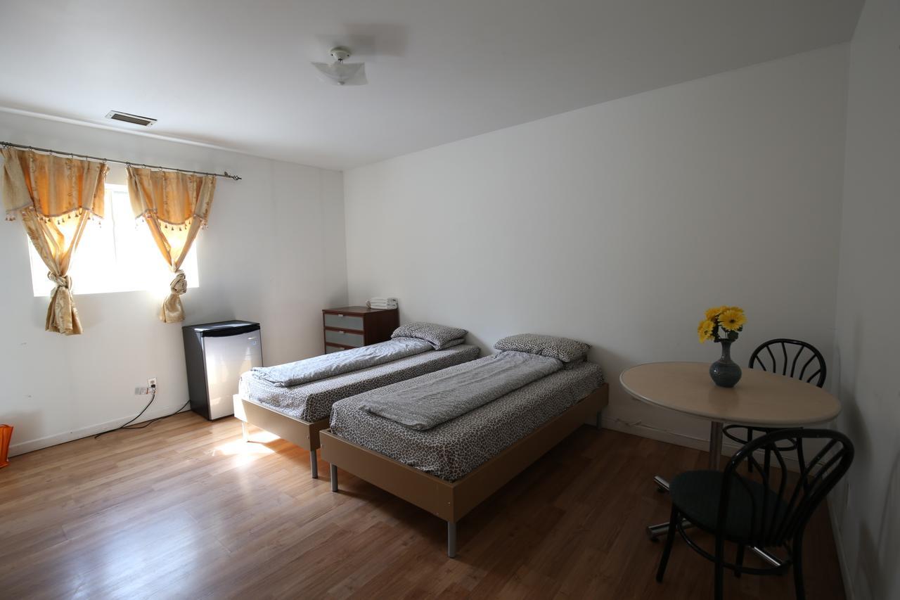 Toronto Chinatown Inn エクステリア 写真